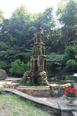 Gothic fountain in the Plantation Gardens
NEF 4000 x 6000  Pixels (24.00 MPixels) (2:3)
Keywords: Norwich