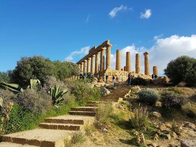 Temple of Juno. Ruins of 5th century BCE Greek temple
JPG 4032 x 3024  Pixels (12.19 MPixels) (4:3)
Keywords: Sicily